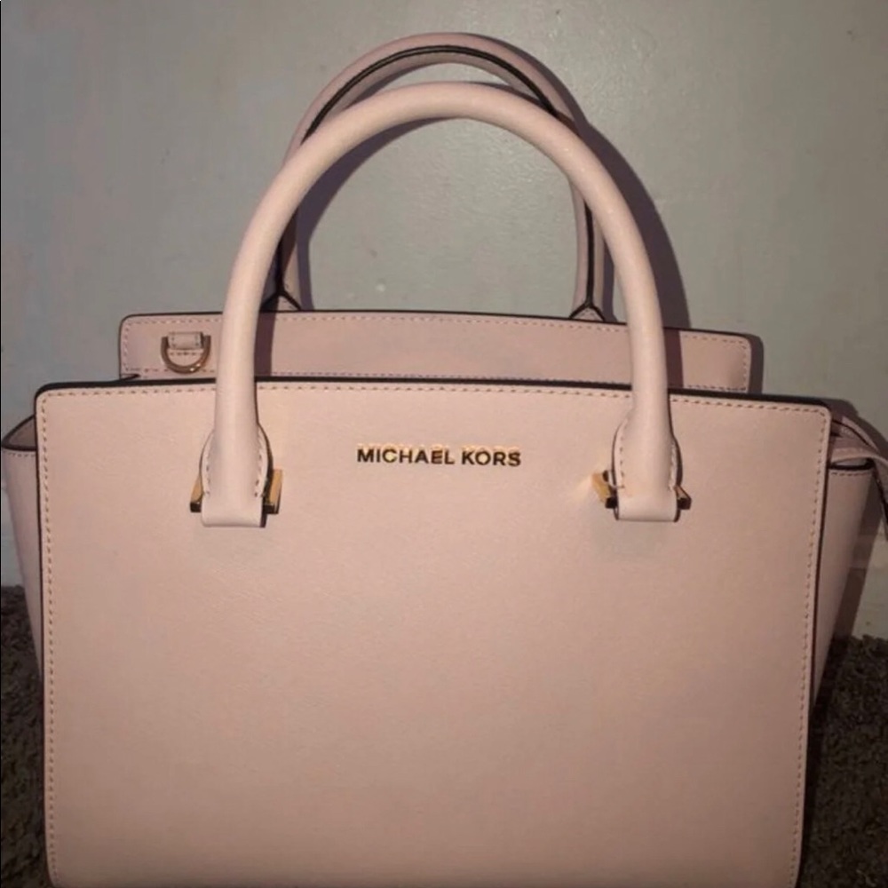 Michael Kors purse
